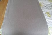 Reversible bed runner