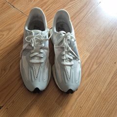 NB trainers Size Uk 11.5