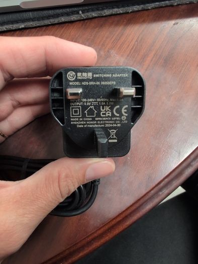 Con ex hearing aid charger