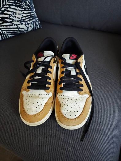 Nike Jordan 1 Rookie of the Year used UK 8.5