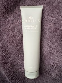 origins checks and balances frothy face wash 150ml