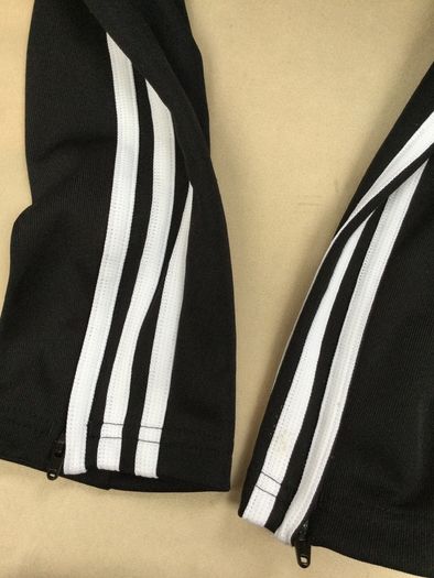 Adidas mens black bottoms  small s