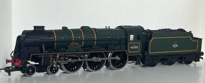 Model Railways Steam Engine and Tender BOXED