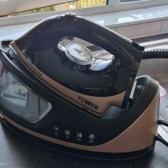 Tower Ceraglide 2700W Steam Generator Iron