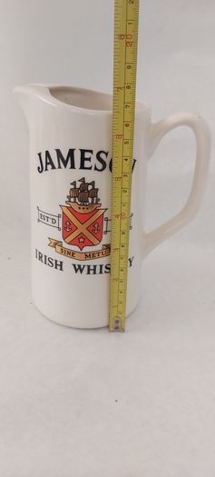 Rare jameson whiskey advertising water jug,by carrigaline pottery cork ,Rep of Ireland,outstanding item ,