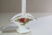 Small Basket Royal Albert Old Country Roses Bone China