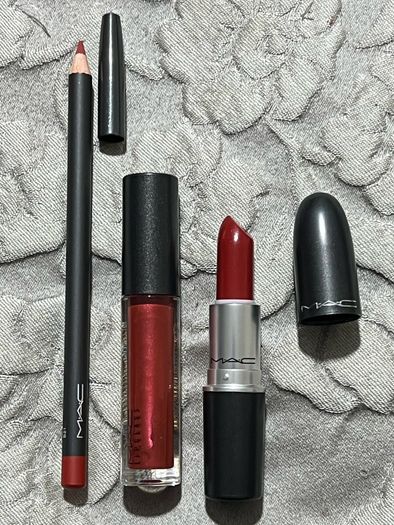 BRAND NEW Mac lipstick in brick the spell, Mac lip glass in women of mystery, MAC lip liner in Chili