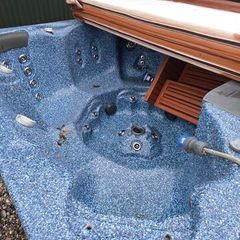 7 seater jacuzzi