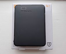 WD Elements 4TB Hard Drive