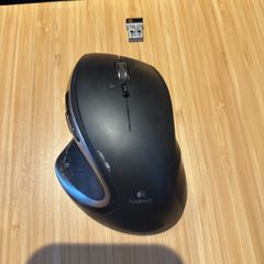 Logitech Darkfield Wireless Mouse