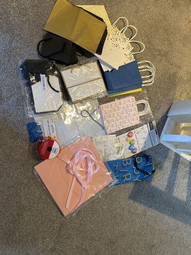 Bags, boxes, tissue, confetti