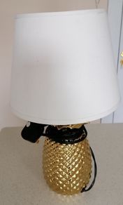 Table lamp