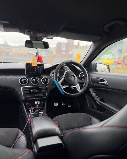 a180 mercedes amg