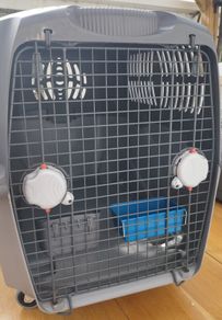 Dog Travel Crate/Carrier Large IATA- quick release wheels