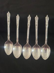 Collection of 5 Vintage Newbridge Silverware Apostle Spoons