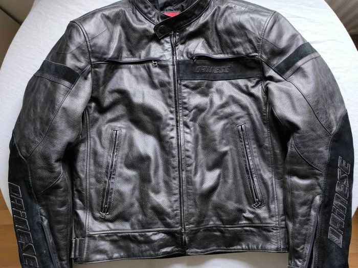 Dainese Stripes Evo C2 Motorbike Leather Jacket Size 56/xxl