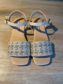 Girls sandals size 11.5