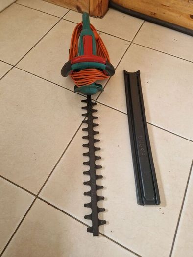 Bosch corded hedge trimmer