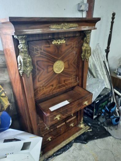 antique cabinets