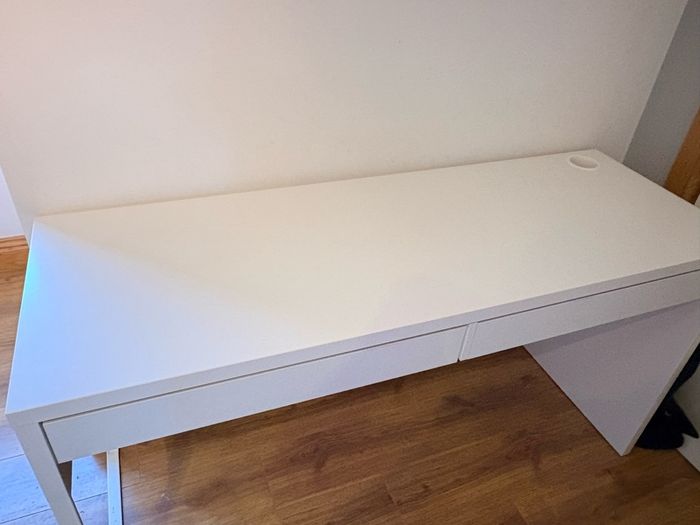Ikea Micke desk