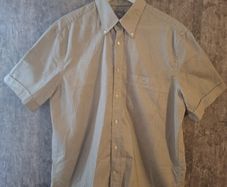 Lacoste Short Sleeved Gingham Shirt (XL, Great Condition)