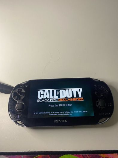 Sony Ps Vita Oled Pch-1003 Bundle 16gb + 4gb Cod Charger Case