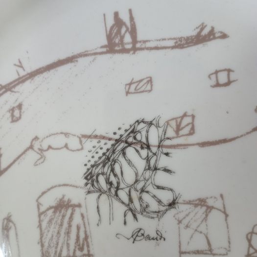 Antonio Gaudi > Set 4 Large Signed White Porcelain Dinner Plates.Barcelona 1960s.