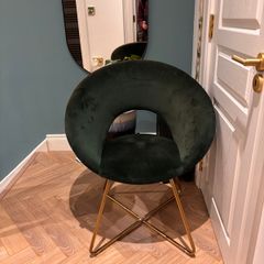 Dark green velvet moon chair with gold legs