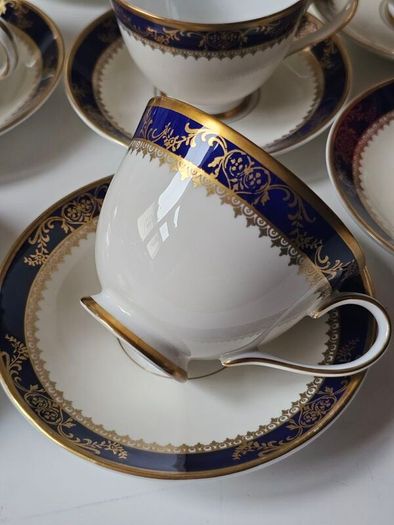 Royal Crafton Bone China "Viceroy" Tea Set