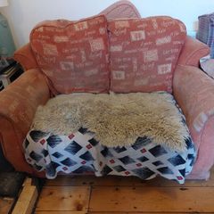 2 seater sofa 140x80x90cm