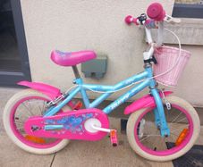 Kids huffy  bike size 16 inch wheels