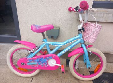 Kids huffy  bike size 16 inch wheels