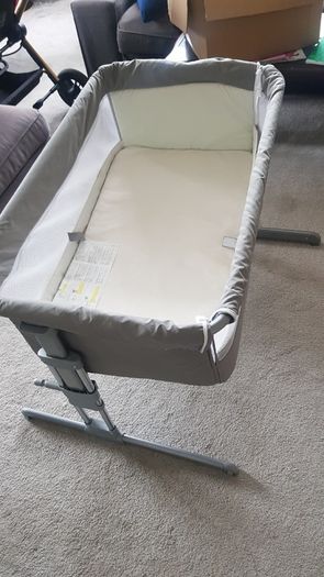Baby cot bed