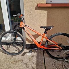 24 inch Girls bike