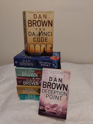Dan Brown Thriller, mystery book Collection
