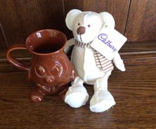 Vintage Hot Chocolate Character Mug with small cadbury white bear BNWTS