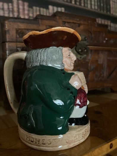Royal Doulton character jug "Honest Measure "