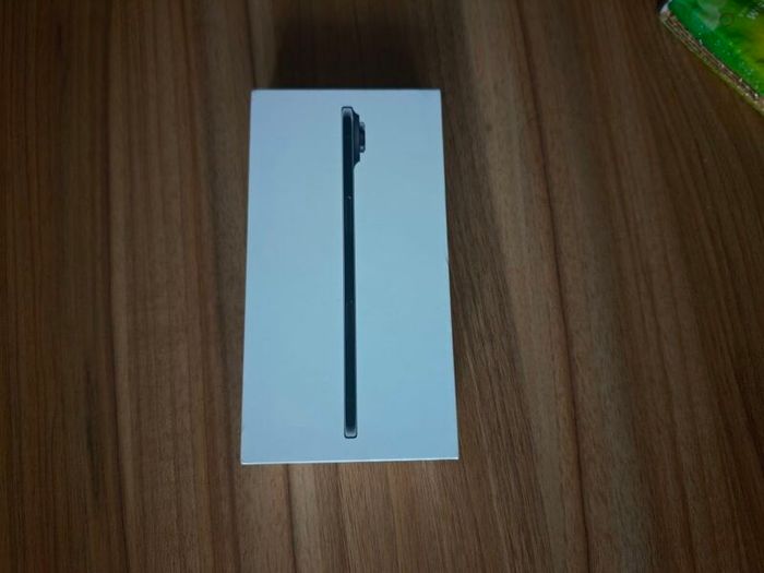 iPhone Air 256gb Black, 100% Battery health, screen protector and apple warranty