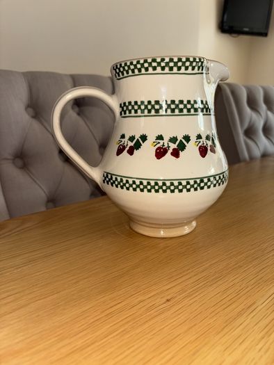 Nicholas Mosse Strawberry Medium Jug