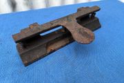 Heavy cast iron hole punch