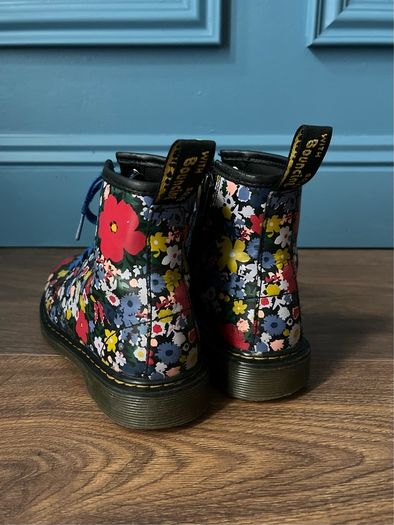 Vintage Dr Martens 1460 Floral Boots UK 2