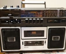 From 1977 Philips Stereo Traveler 774 / 22AR774, working good. Made in Holland.