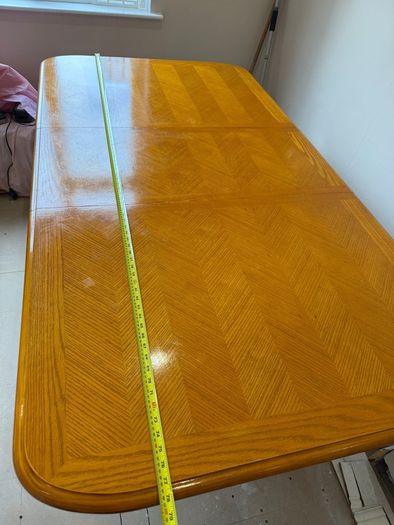 Wooden extendable dining table