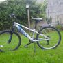 Boys mountain bike Image 4