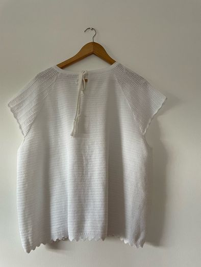 Gallery ladies white top size 20 - new
