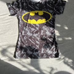 Halloween batman tshirt and cape