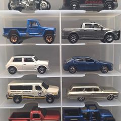 Matchbox Pack of 10 Cars 12
