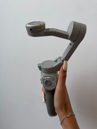 DJI OM 4 SE Smartphone Gimbal Stabilizer