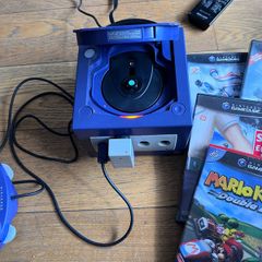 Premium Official Nintendo GameCube Bundle and WaveBird Wireless DK Bongos with Mario kart Double Dash