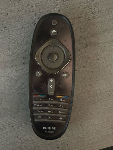 36 inch Philips SQ552-1ELA with remote control.